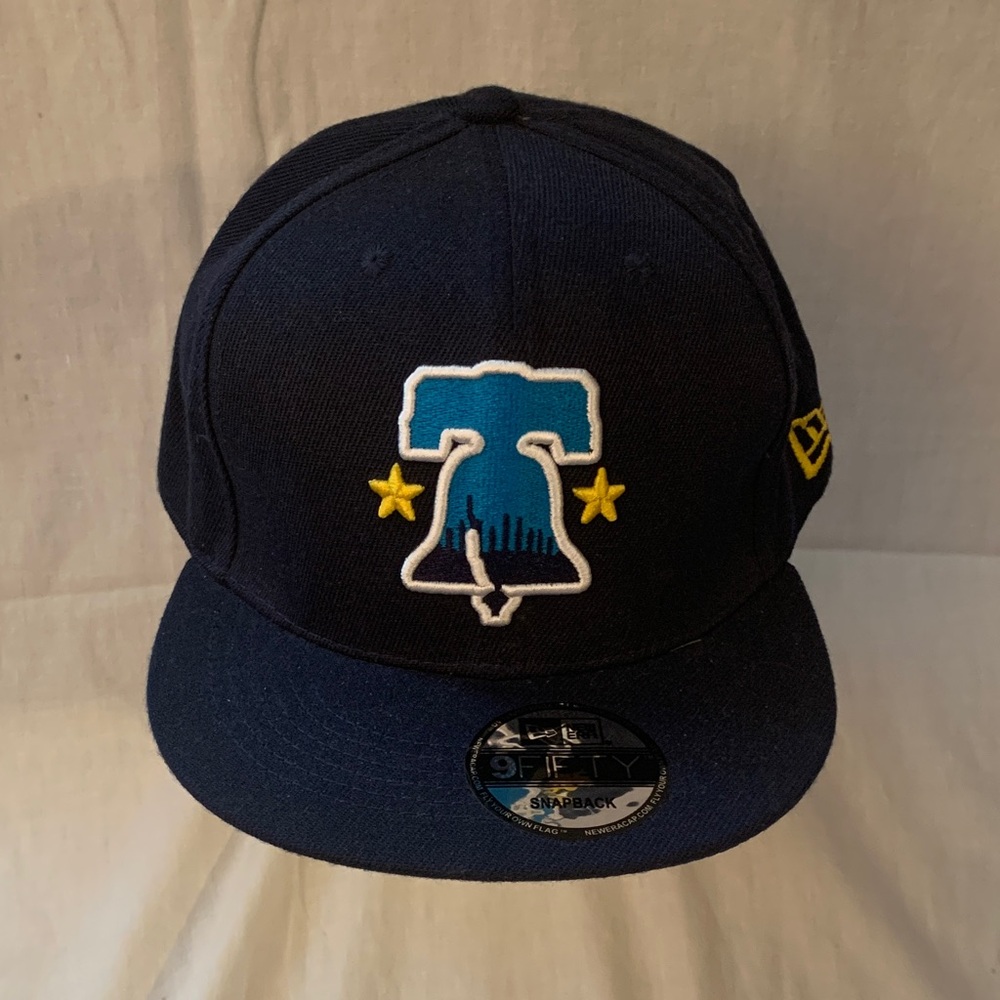 Philadelphia Phillies City Connect NWT